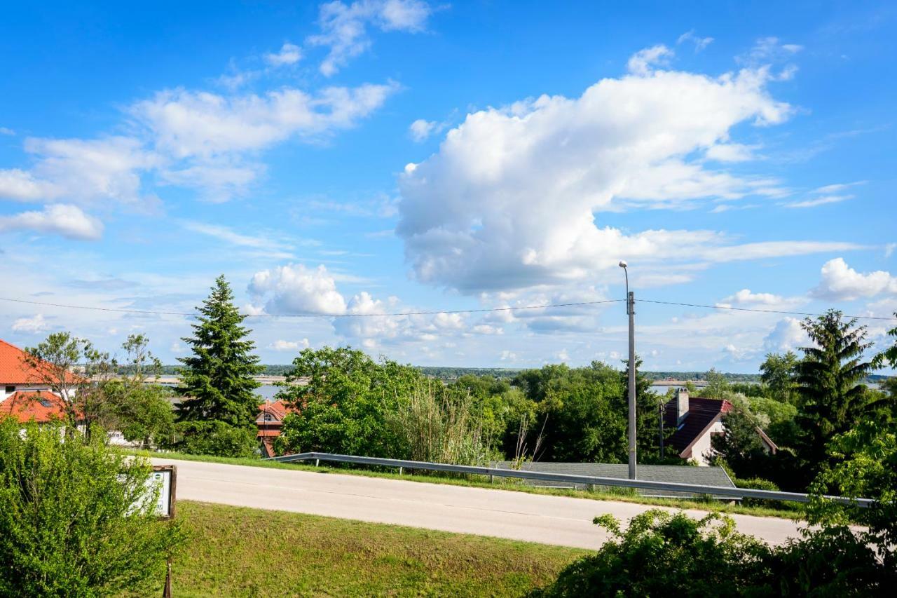 Tekergo Motel Es Etterem Velence Dış mekan fotoğraf